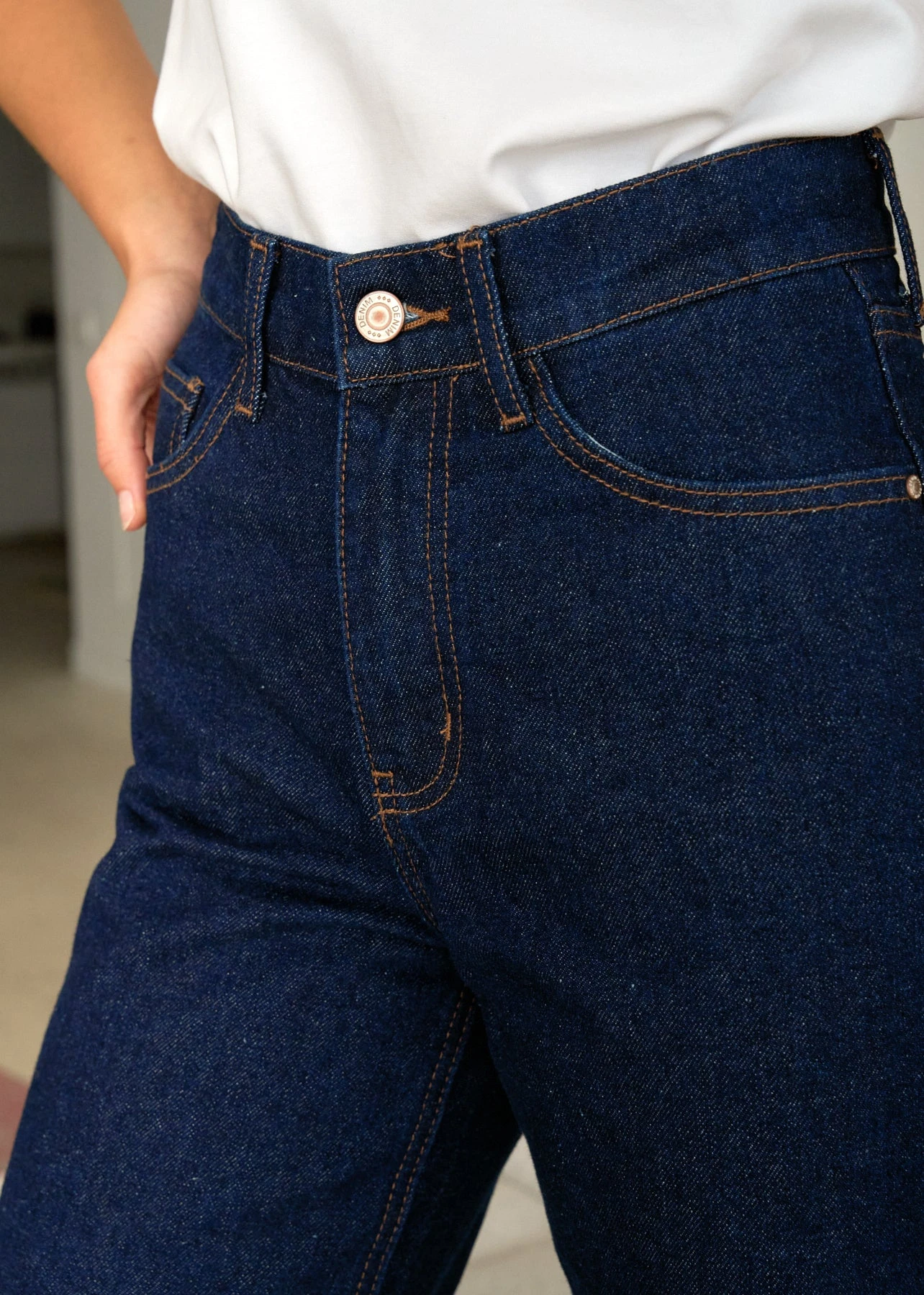 Jean Capucine – Image 3