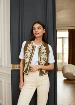 Veste Saphia -Élégance Soldes Motus Boutique Printemps Gilet Saphia Kaki Ecru 5