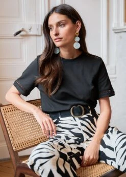 T-Shirt Figari -Élégance Soldes Motus Boutique Printemps Tee Shirt Figari Noir 4