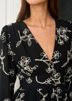 Robe Lila -Élégance Soldes Motus Boutique Robe Lila Noir 4