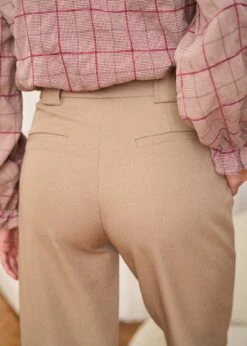 Pantalon Ivano -Élégance Soldes Motus Boutique Robe Pantalon Ivano Camel 6