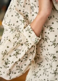 Blouse Julie -Élégance Soldes motus boutique blouse julie kaki 8