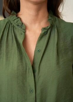 Chemise Slay -Élégance Soldes motusboutique chemise slay kaki 3