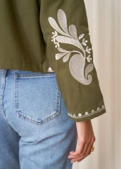 Veste Oriane -Élégance Soldes motusboutique veste oriane kaki ecru 6